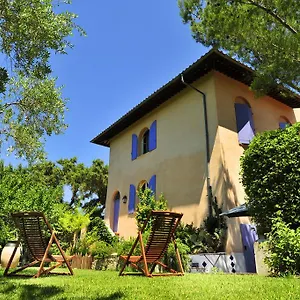 Le Mazet Des Mûres Grimaud