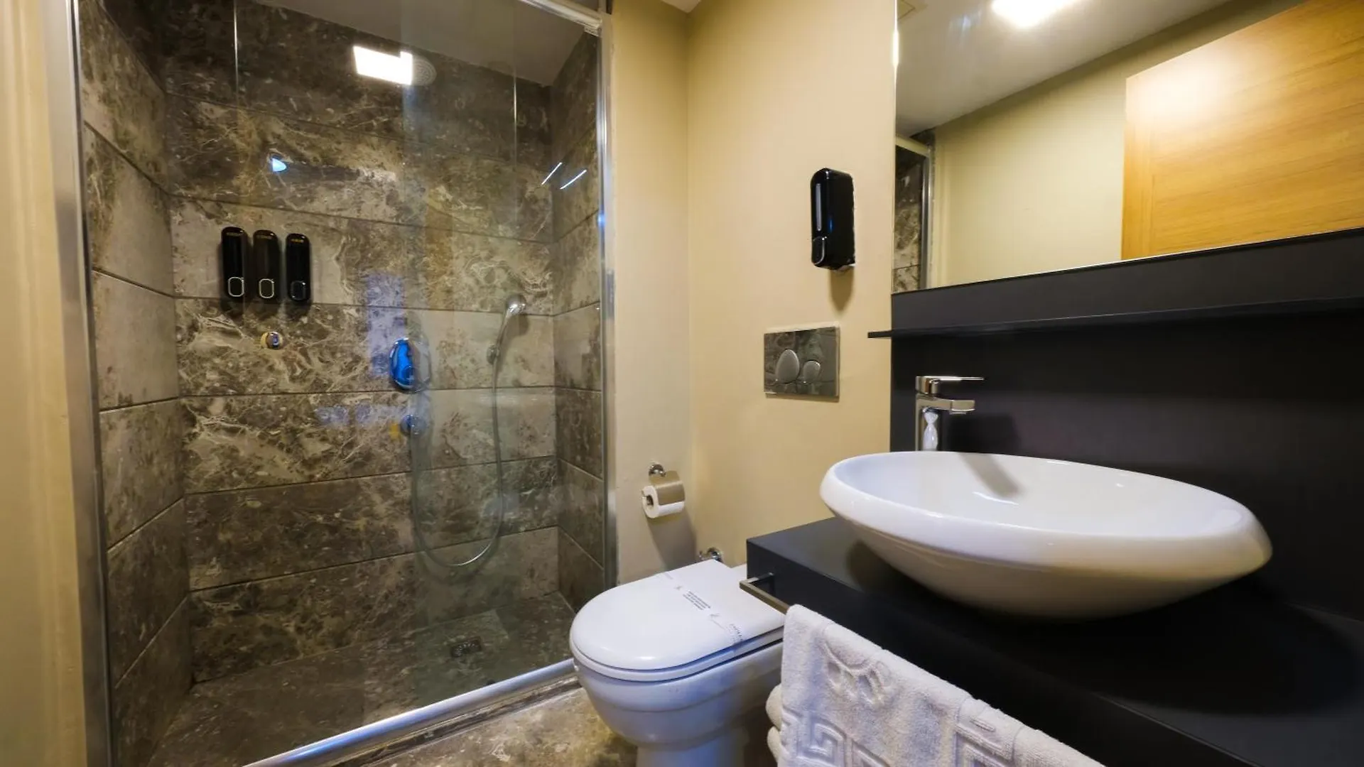 Endless Comfort Hotel Taksim Istanbul 2*,  Turkey